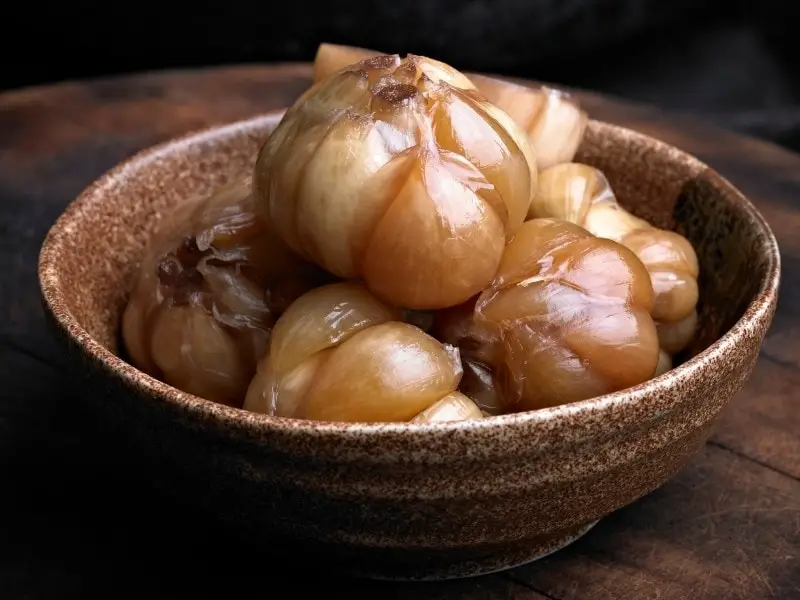 What Is Pickled Garlic