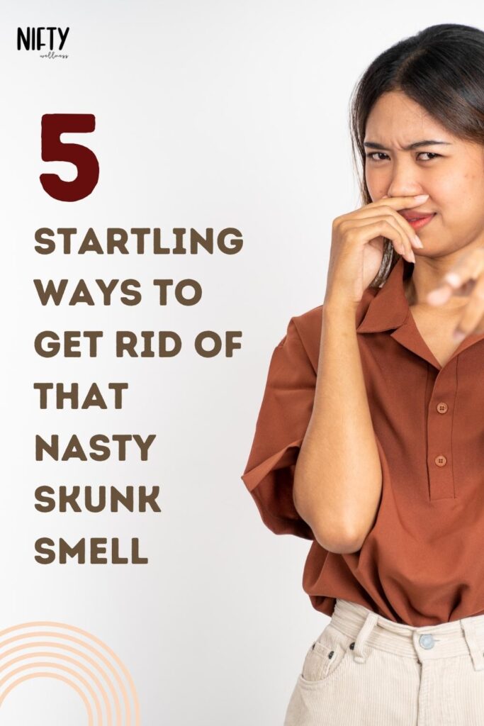 5 Startling ways to get rid of that nasty skunk smell
